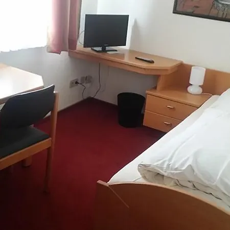 Szálloda Schwaebischer Hof *